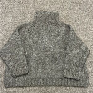 Celine Soft Gray brushed wool Sweater, excellent condition, worn 1x
